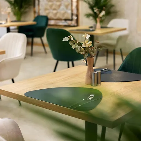 Hotel Amar Design By Hmg