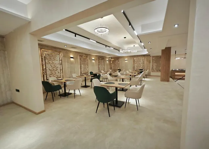 Amar Design By Hmg Sofia