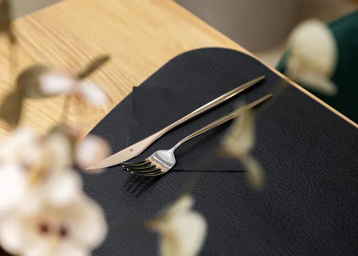 Amar Design By Hmg Sofia